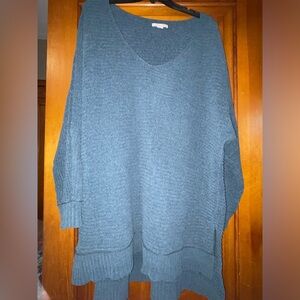 Tunic length American Eagle sweater